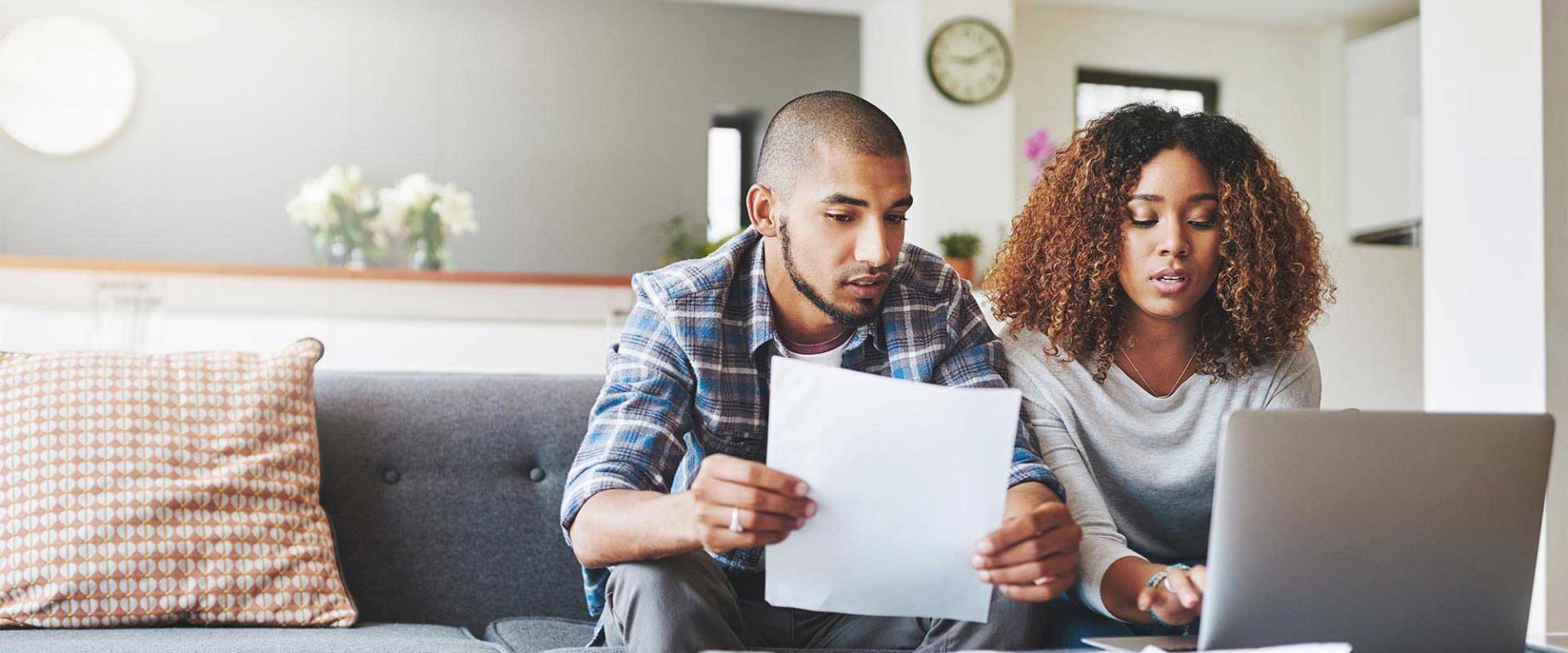 Do secured loans affect credit score?